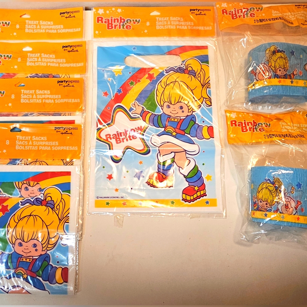 Rainbow Bright Vintage 40 Party bags & 2 Streamers (See description)